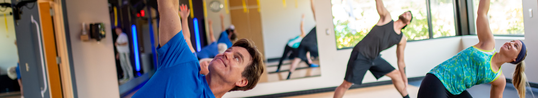 yoga group fitness class